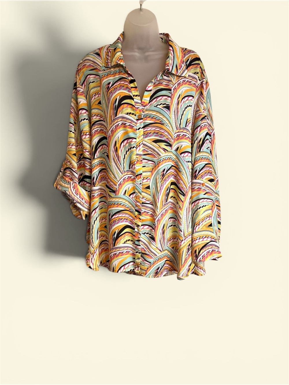 Melissa Paige GORGEOUS Multicolor Swirl Button-Front Blouse PLUS: 2X #R - Picture 1 of 8